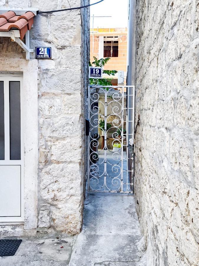 Jackie'S Little Stone House Apartment Split Exterior foto